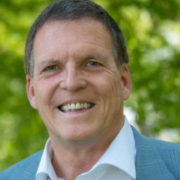 Hartmut Walz fühlt sich oft wie Finanzarzt - der mal in bester Gratiskultur fix mal antworten soll